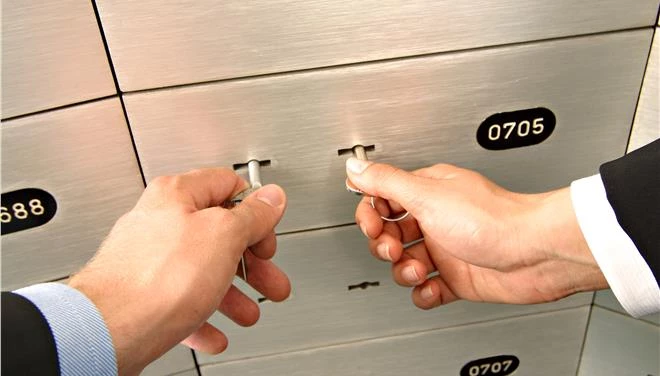 Τραπεζικές θυρίδες: Πώς να προστατευτείτε από το «ντου» της εφορίας